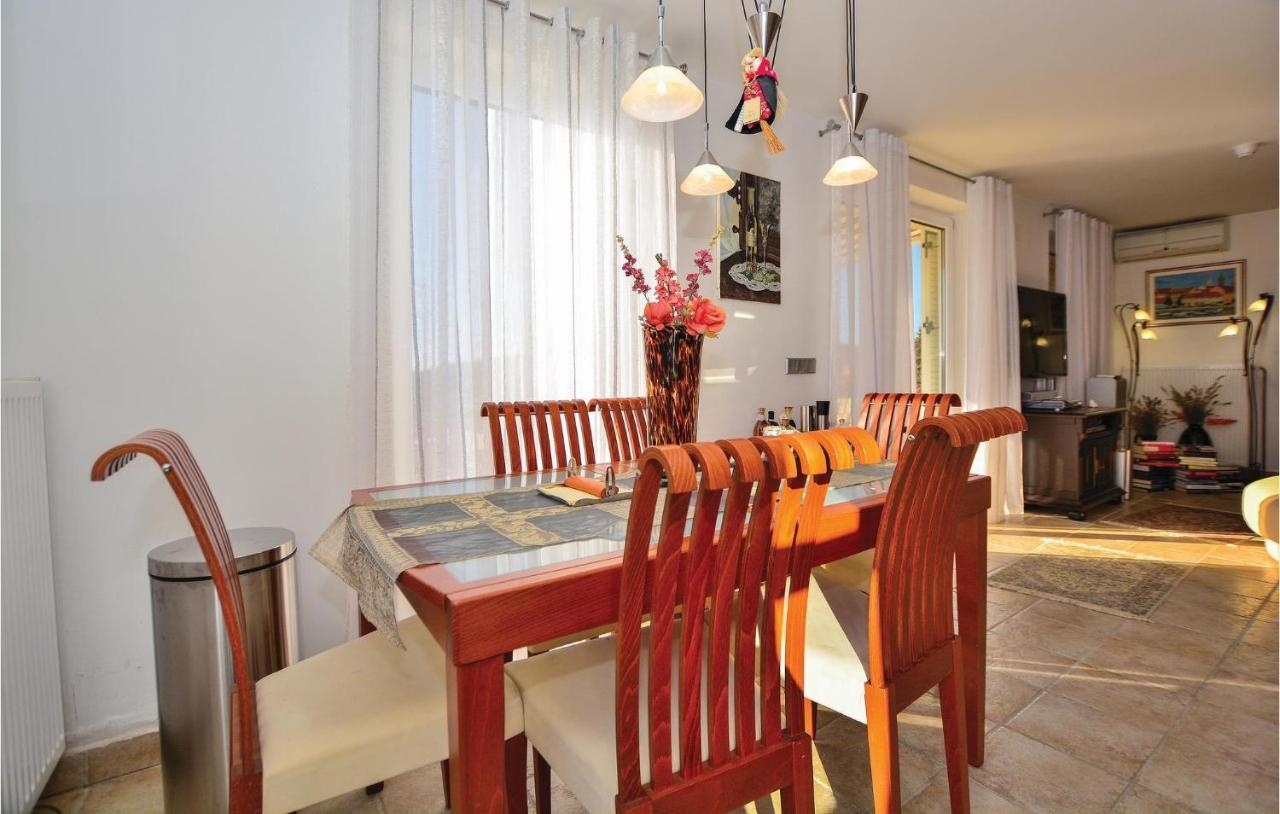 Lovely Home In Izola With Kitchen Malija Dış mekan fotoğraf